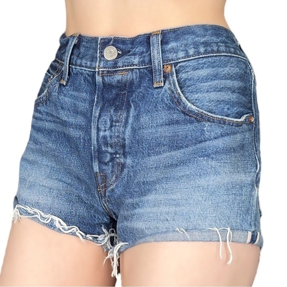 Levi’s 501 White Oak Cone Denim Distressed Button Fly Jeans Shorts Size 27 - Picture 2 of 9